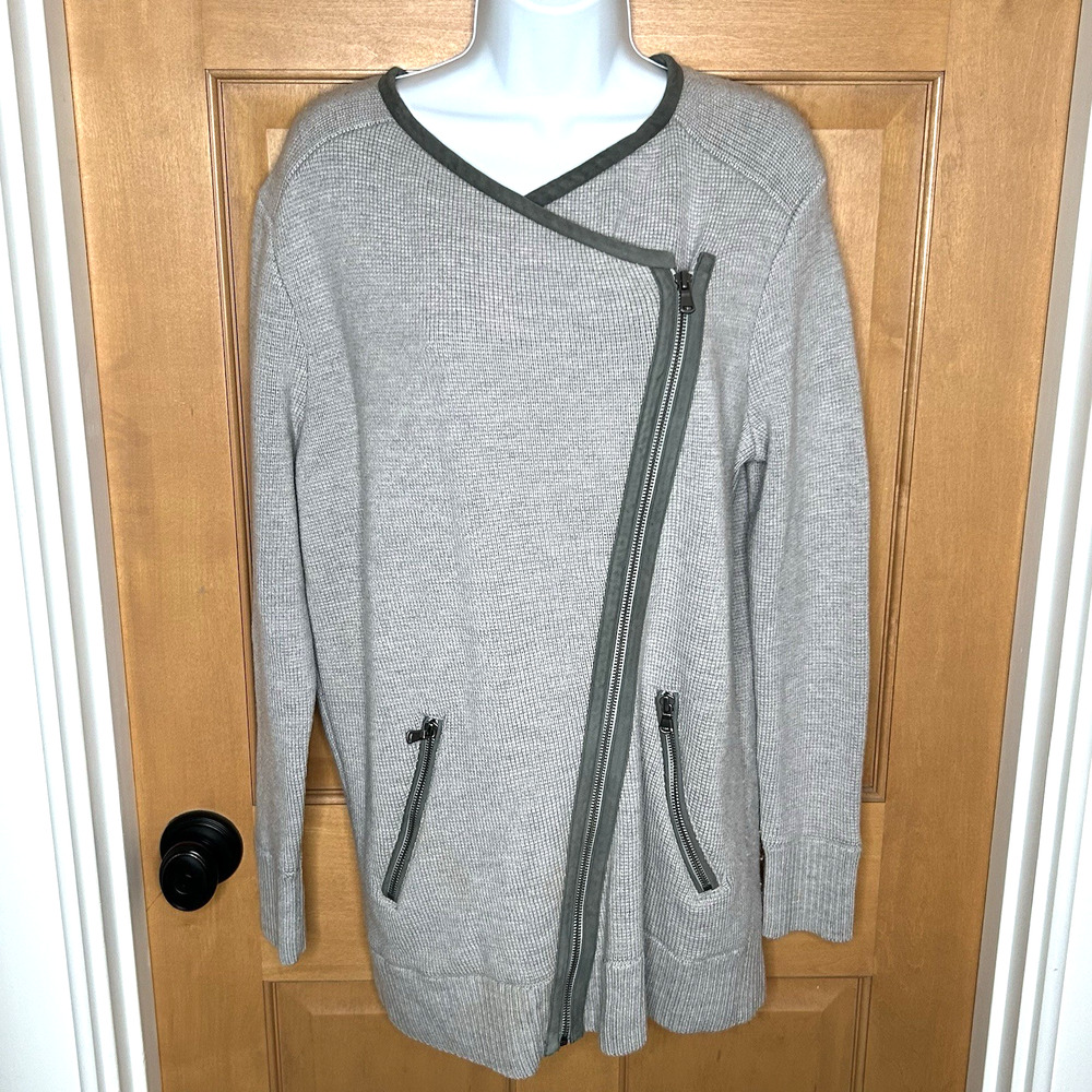 Club Monaco Wool Sweater Jacket M Gray Full Zip Green Suede Trim‎ Longline Moto